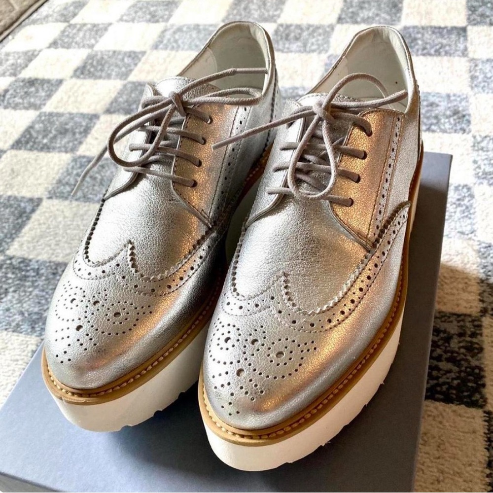 HOGAN silver platform leather oxfords